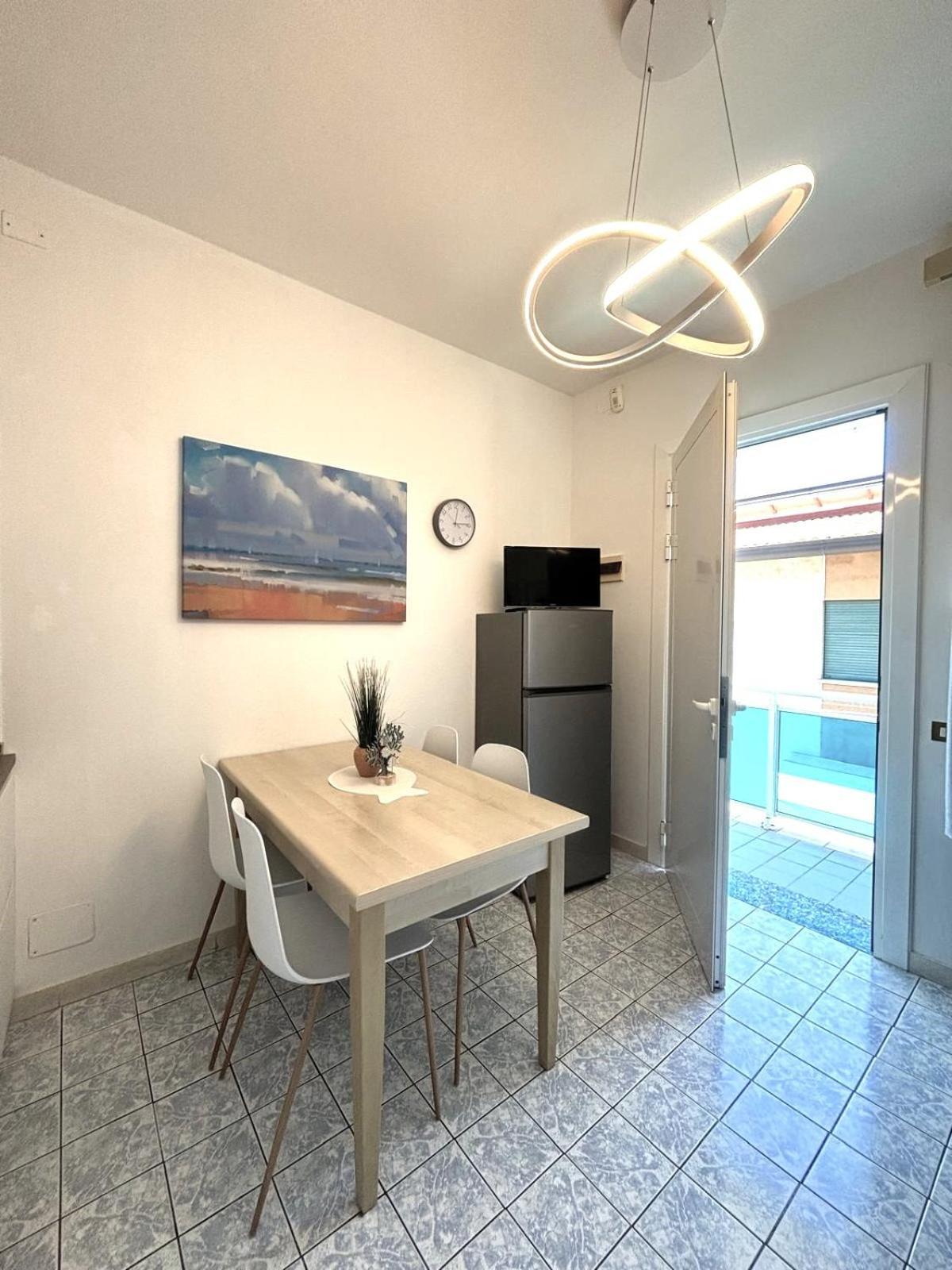 Bilocali Casa De Lazzari - Piazza Brescia - Adria Holiday Jesolo - Family Apartments Exterior photo